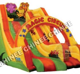 T8-301 Slide gonflable sur le thème de la jungle