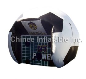 T11-235 Terrain de football gonflable
